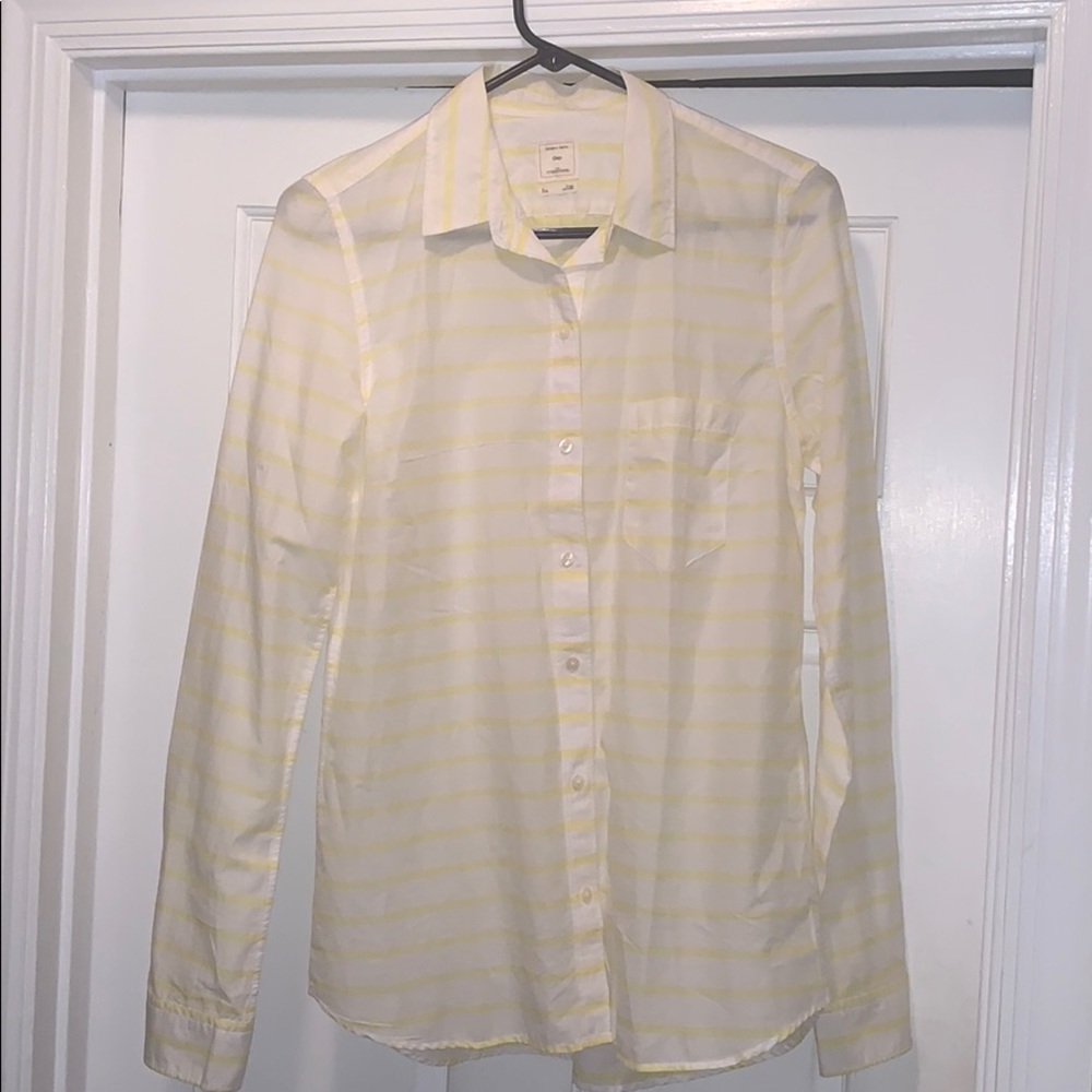 Gap Small/Tall button down, yellow/white stripe